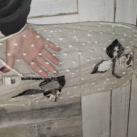 AUTHENTIC CHANEL Double C Logo Lace Top - Picture 8 of 8